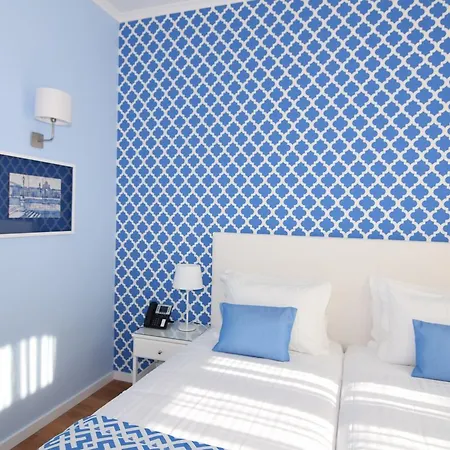 Dream Chiado Апартаменты Лиссабон