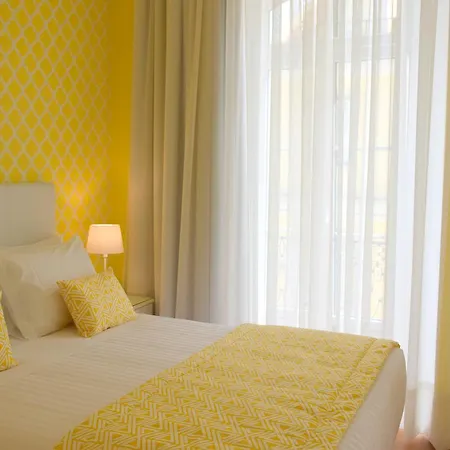 Dream Chiado Апартаменты Лиссабон